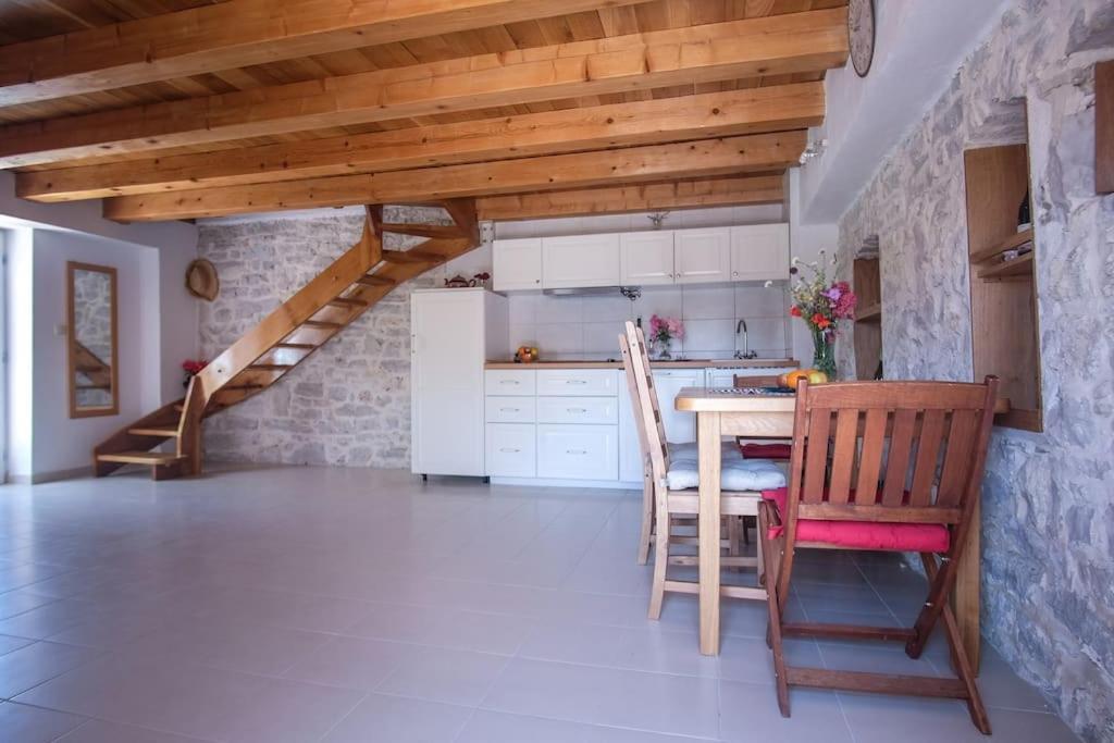 Stone House Kula Milica Villa Mala Cista Dış mekan fotoğraf